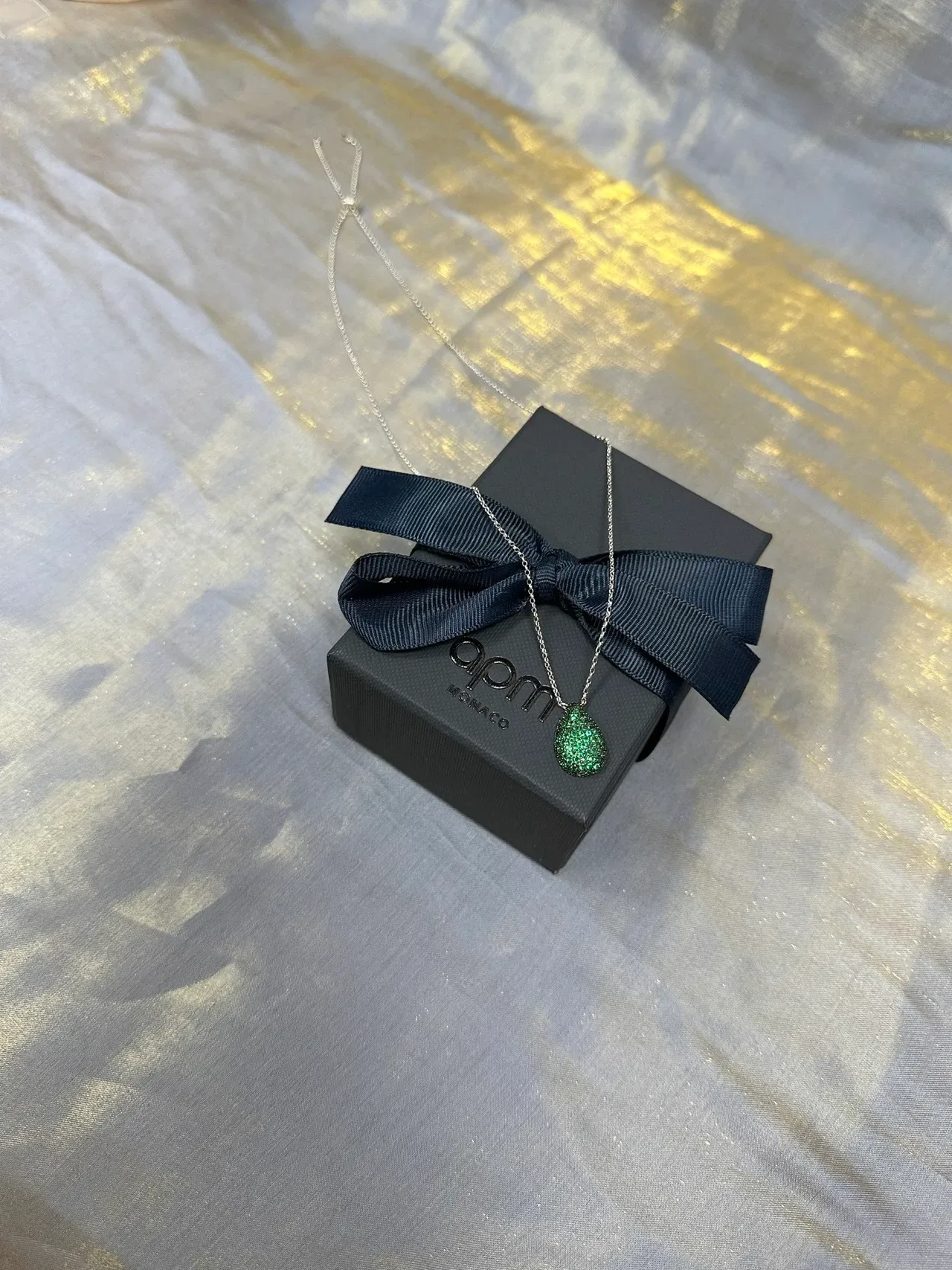 Green Silver Pavé-Set Teardrop Pendant Fine Link Chain Necklace 4