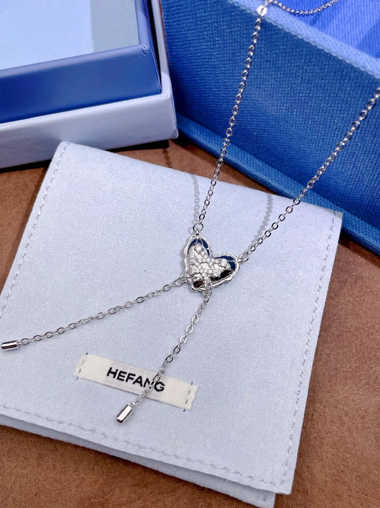 HEFANG Silver Blue Heart-Shaped Pendant Pavé-Set Stones Necklace 6