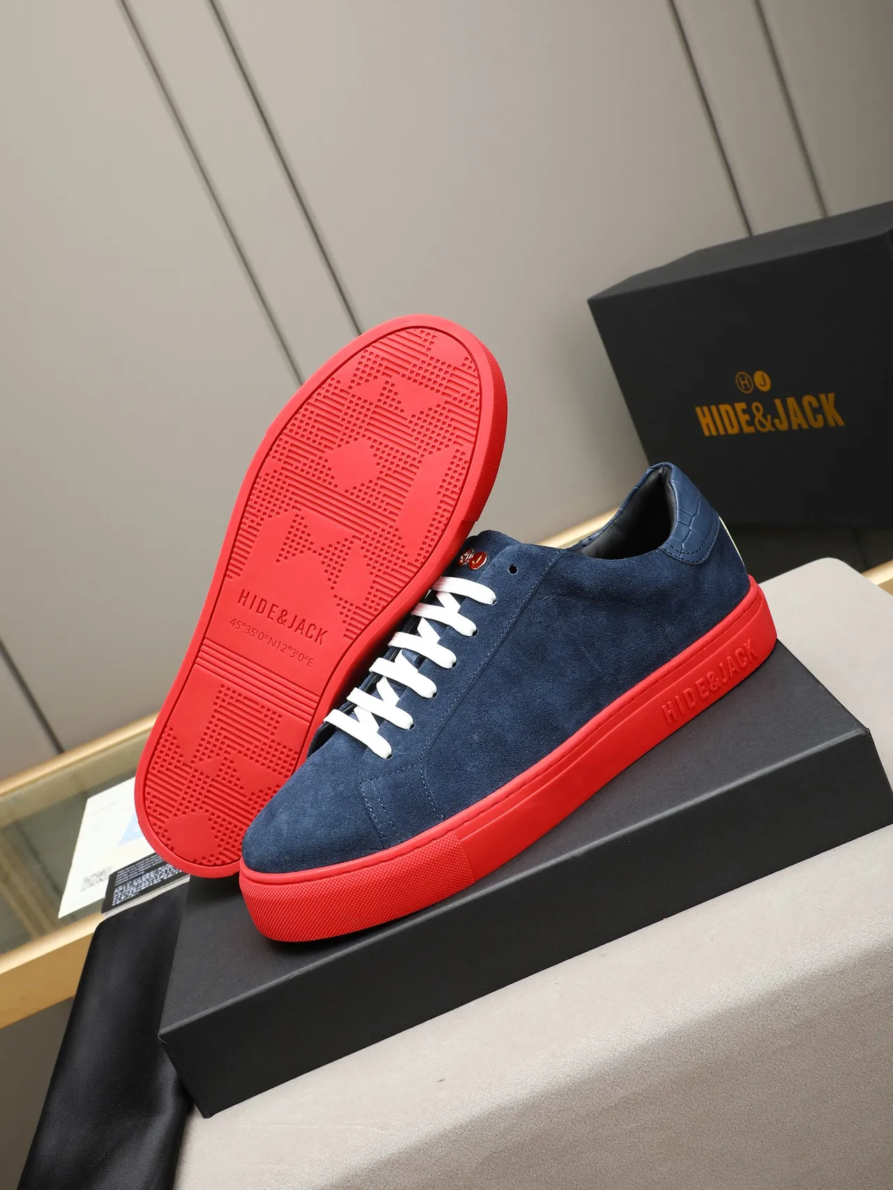 HIDE&JACK Navy Suede and Red Sole Lifestyle Sneaker 4