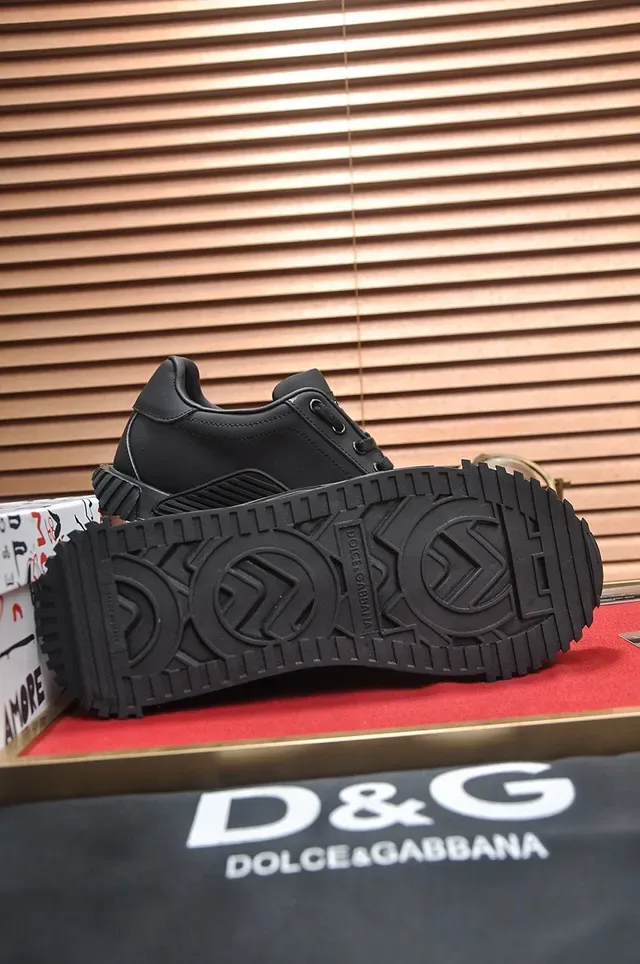 Matte Black Synthetic Low-Top Lace-Up Sneaker 4