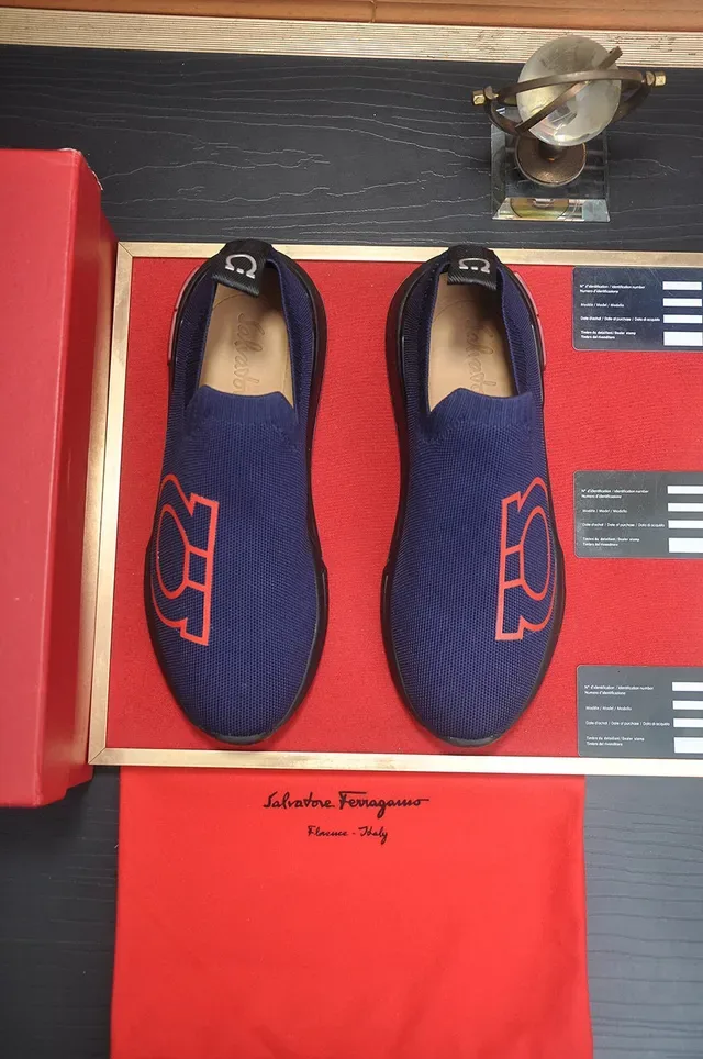 Navy Red Slip-On Knit Bold Monogram Logo Sneakers 2