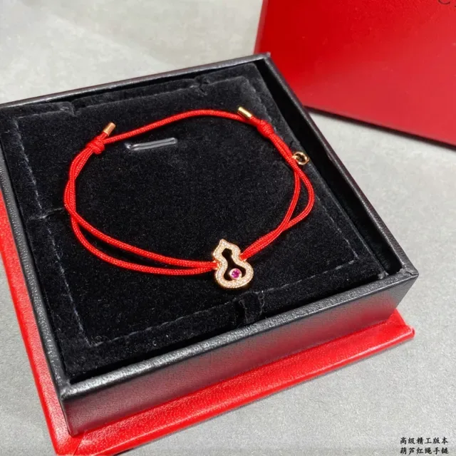 oeelin Red Gold Cord Hardware Bracelet 4