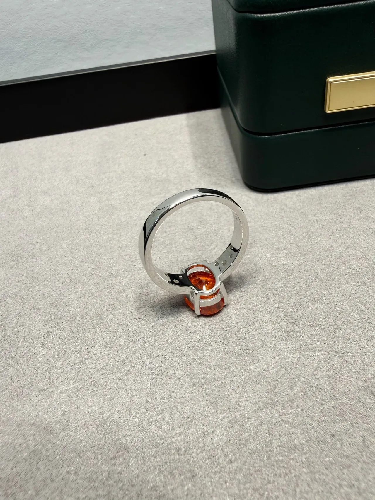 Orange Silver Oval-Cut Center Stone Four-Prong Solitaire Setting Ring 7