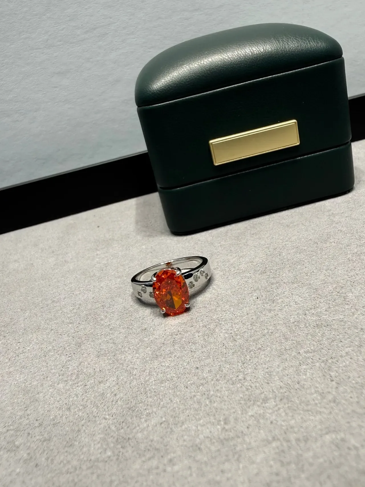Orange Silver Oval-Cut Center Stone Four-Prong Solitaire Setting Ring 8