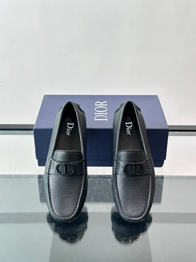 Pebbled Leather Horsebit Buckle Loafers 4