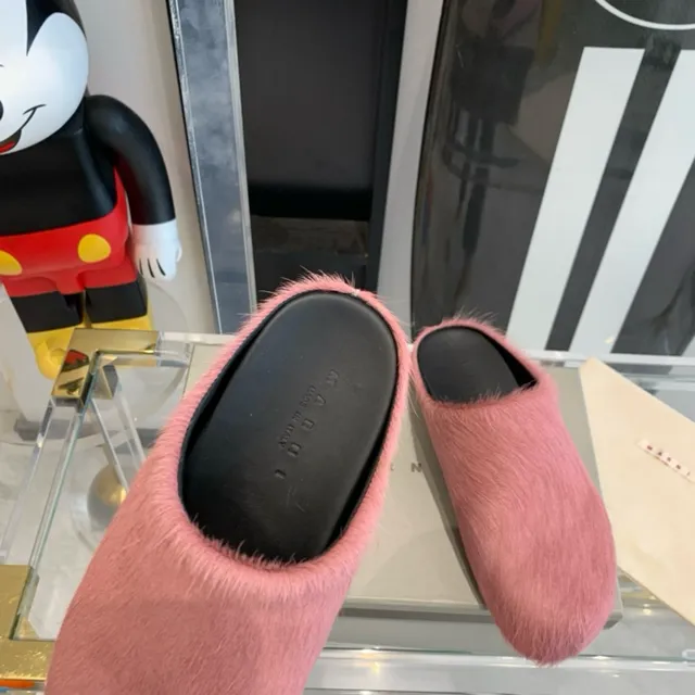 Pink Black Fuzzy Shearling-Like Upper Open-Back Slip-On Casual Shoes 4