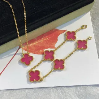 Or Rose Trèfle à Quatre Feuilles Charms Bords Perles Bezel Collier