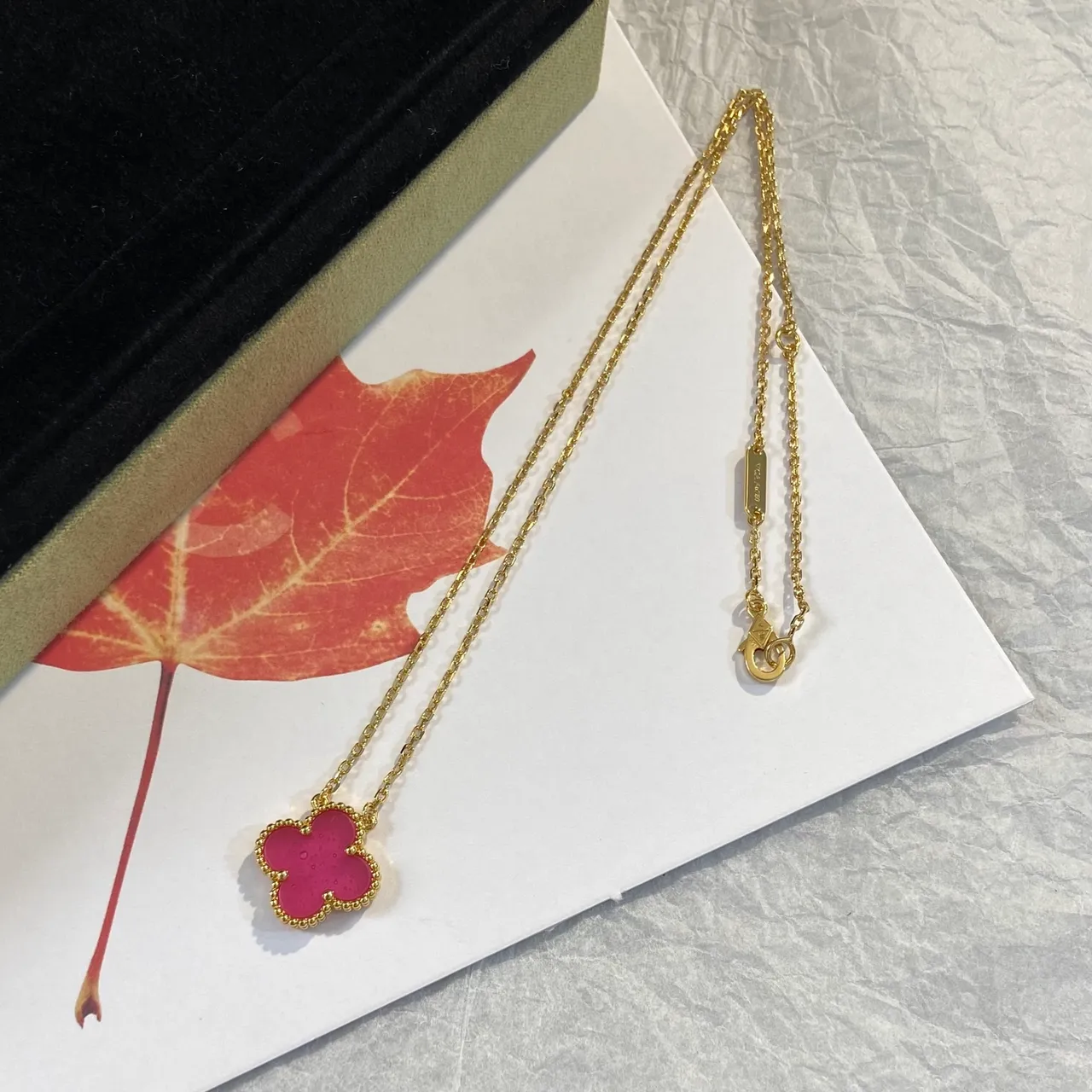 Pink Gold Four-Leaf Clover Charms Beaded Bezel Edge Necklace 6