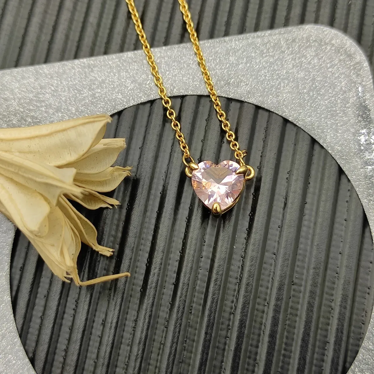 Pink Gold Heart-Shaped Pendant Faceted Gemstone Necklace 4