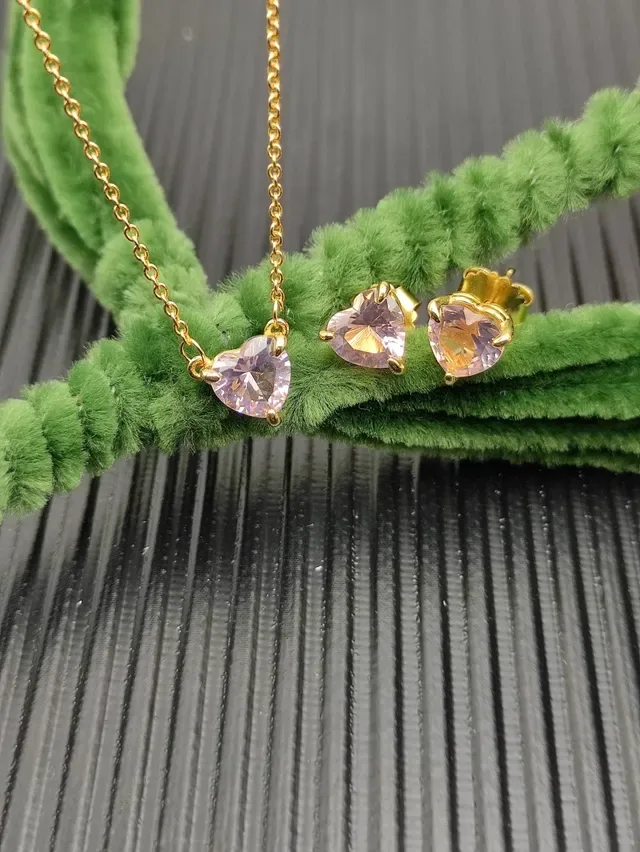 Pink Gold Heart-Shaped Pendant Faceted Gemstone Necklace 7