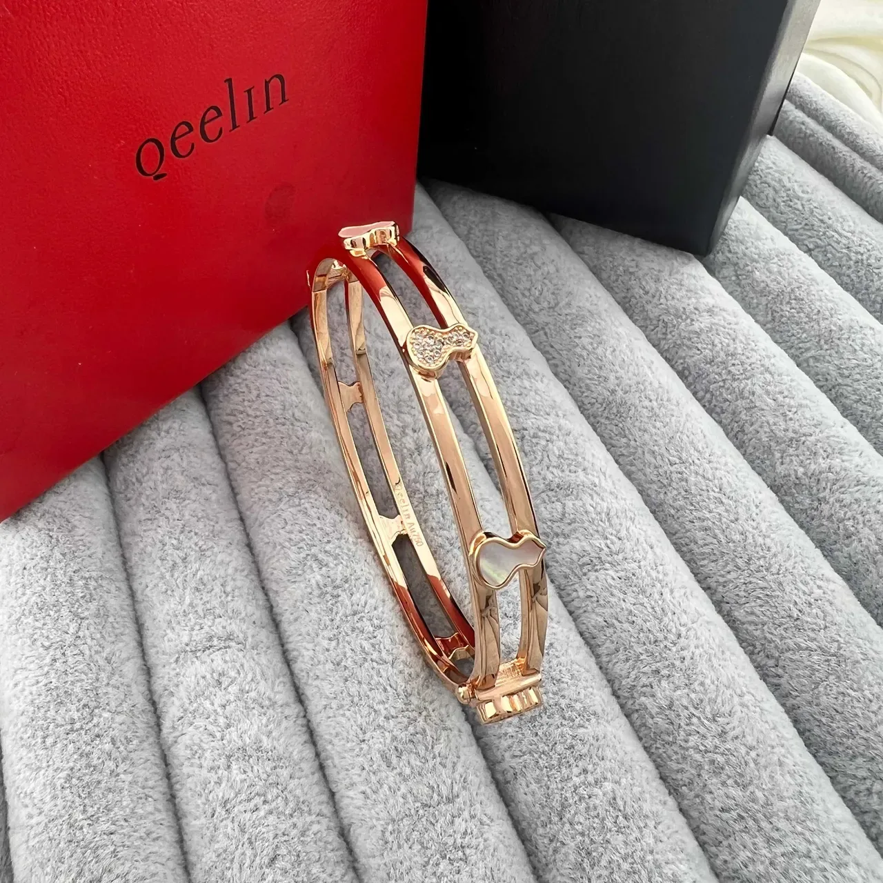 Qeelm Gold-Tone Heart Crystal Enamel Bangle Bracelets 4
