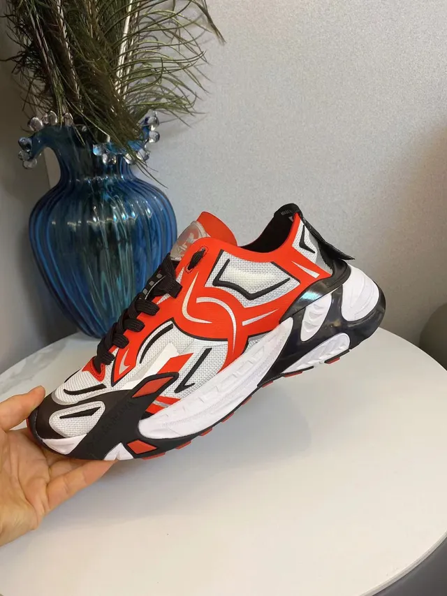 Red Black Oversized Sculpted Midsole Abstract Flame-Style Graphic Overlays Chunky Sneakers 3