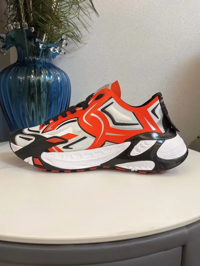 Red Black Oversized Sculpted Midsole Abstract Flame-Style Graphic Overlays Chunky Sneakers 8