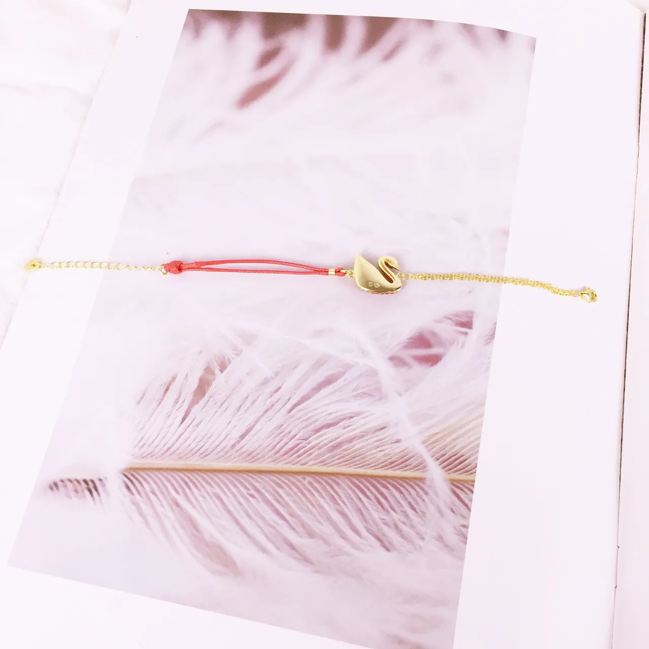 Red Crystal Swan Pendant Gold-Tone Chain Bracelet 3