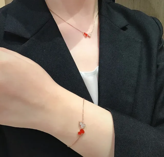 Red Gold Chain Dual-Heart Charm Bracelet 8