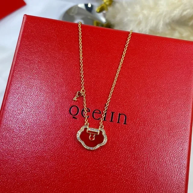 Red Gold Chain Enamel Pendant Necklace 7
