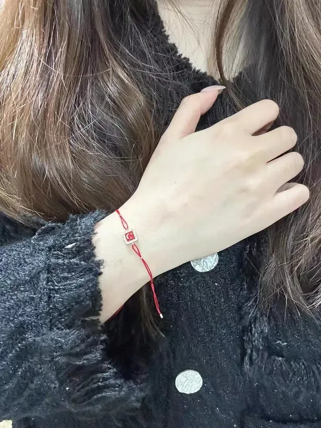 Red Gold Cord Square Enamel Charm Bracelet 3