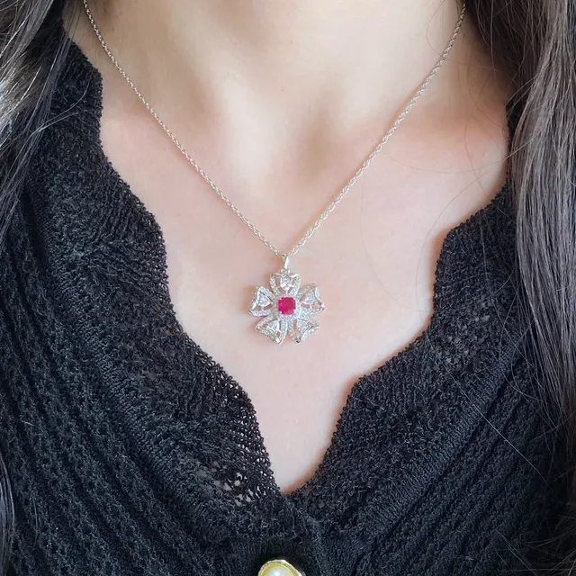 Red Silver Flower-Shaped Pave-Set Clear Stones Necklace 7