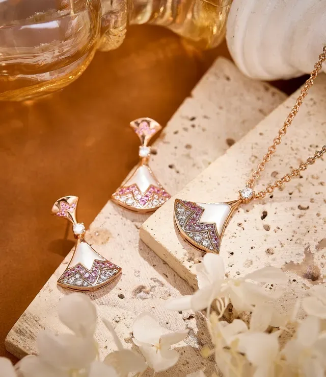Rose Gold Fan-Shaped Enamel and Pavé Stone Pendant Necklace 6