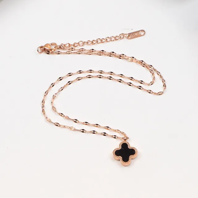 Rose Gold Four-Leaf Clover Mother-of-Pearl Pendant Necklace 2