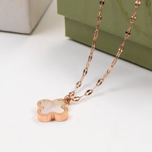 Rose Gold Four-Leaf Clover Mother-of-Pearl Pendant Necklace 4