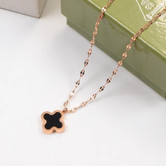 Rose Gold Four-Leaf Clover Mother-of-Pearl Pendant Necklace 6