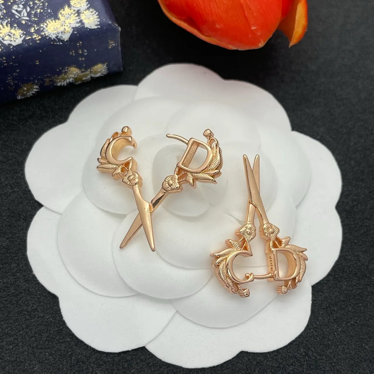 Rose-Gold Letter C and D Scissor Motif Earrings 5