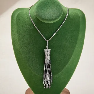 Pendentif tête de panthère noire en argent Pavé-Set pierres claires collier
