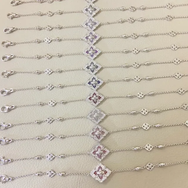 Silver Chain Clover-Shaped Enamel Charms Bracelet 3
