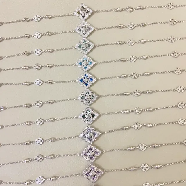 Silver Chain Clover-Shaped Enamel Charms Bracelet 4