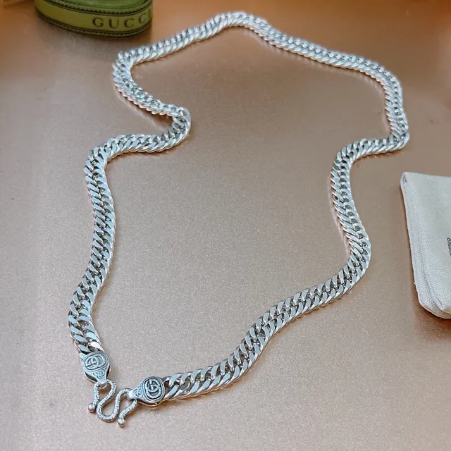 Silver Chunky Curb Link Chain Ornate Toggle-Style Clasp Necklace 7