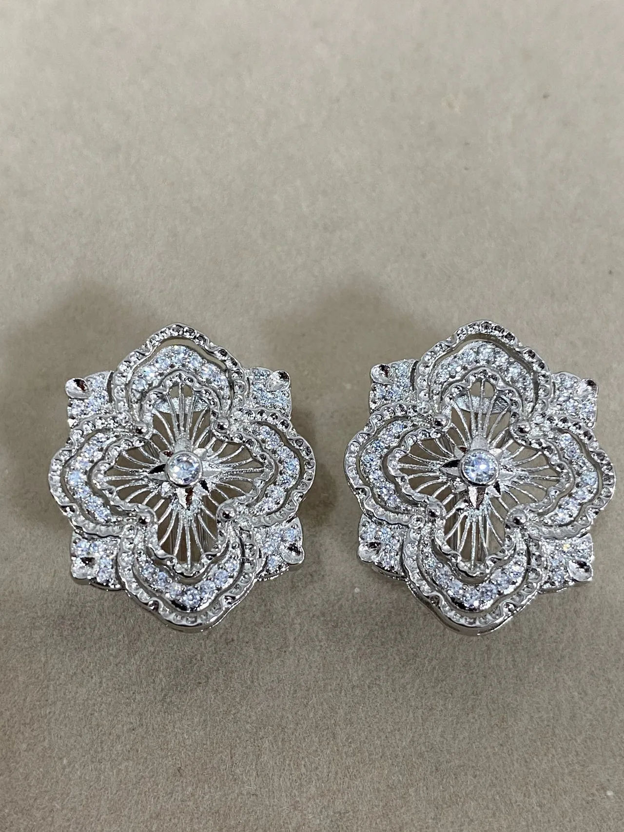 Silver Gold Floral Filigree Pavé-Set Earrings 8