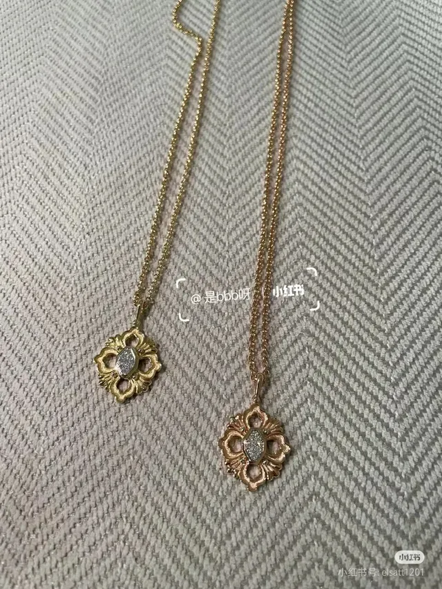 Colar Prata e Ouro Floral Quatrofolha Pingente Pavé-Set Pedras 2