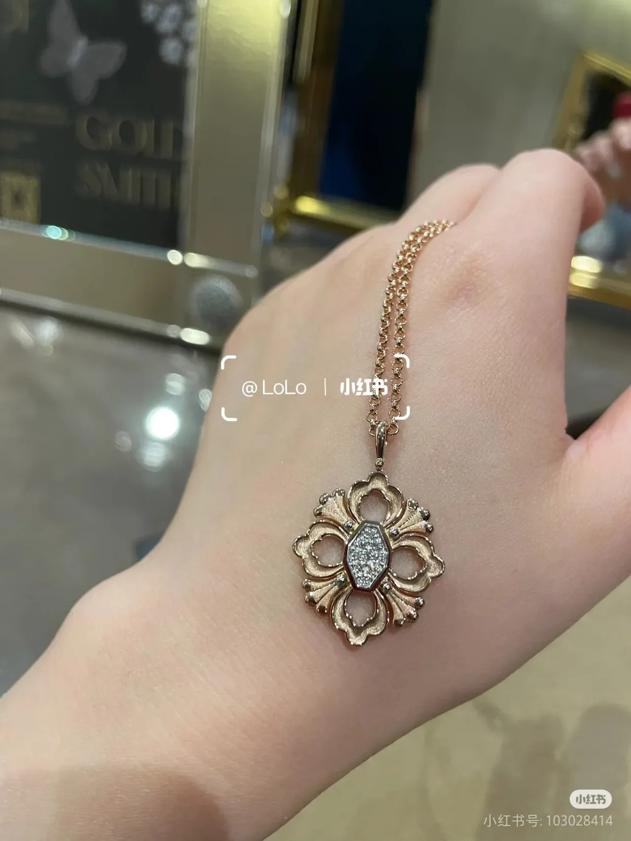 Colar Prata e Ouro Floral Quatrofolha Pingente Pavé-Set Pedras 4