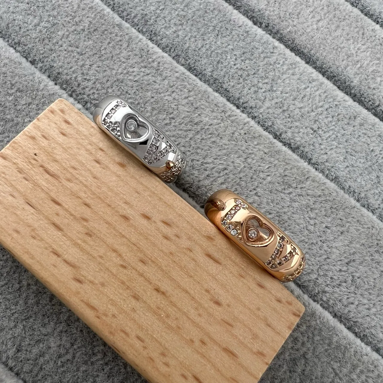 Silver Gold Heart-Motif Openwork Pavé-Set Stones Ring 5