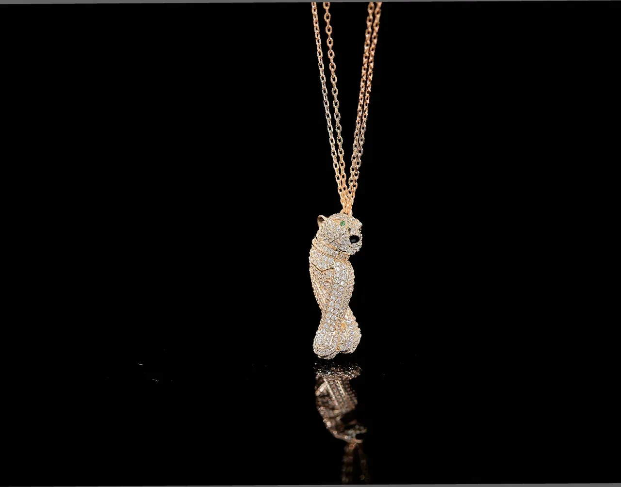 Silver Gold Leopard-Shaped Pendant Pavé-Set Crystals Necklace 6
