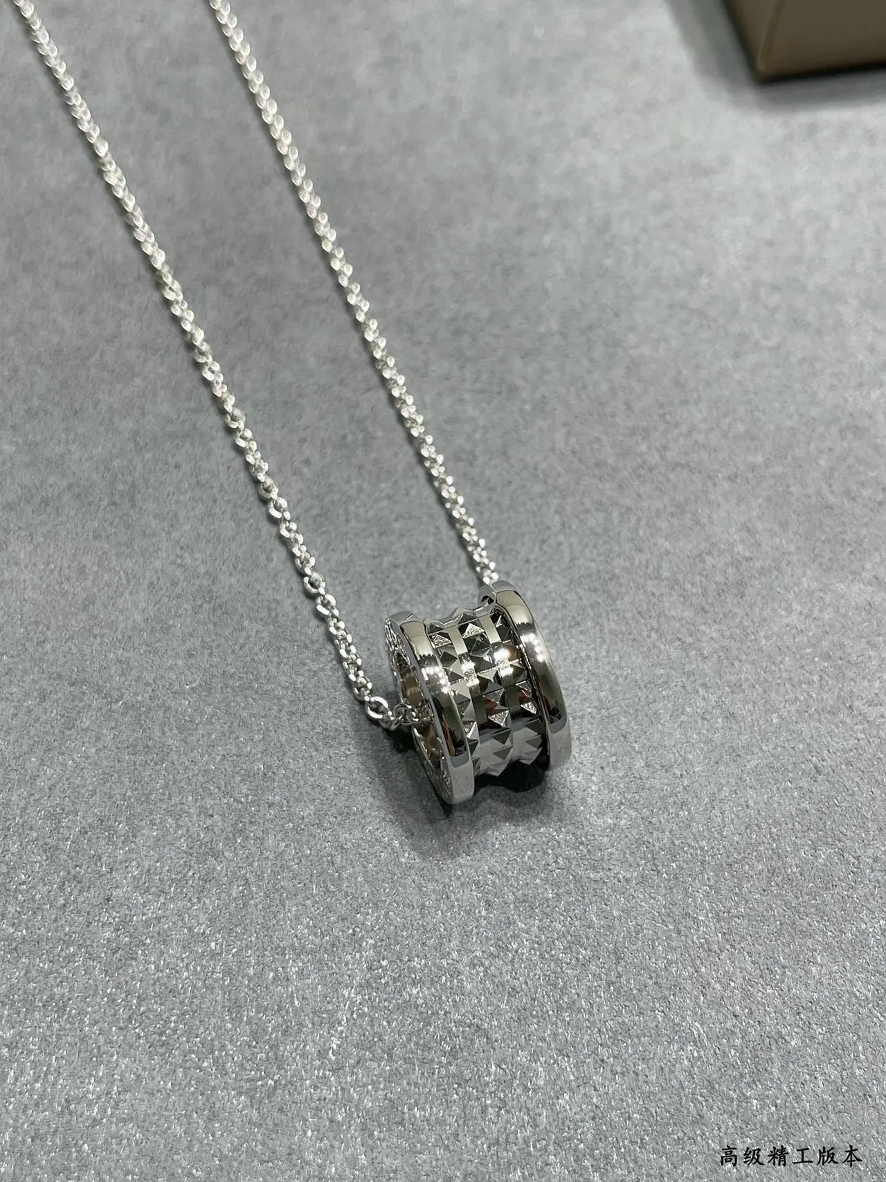 Silver Red Chain Textured Cylindrical Pendant Necklace 8