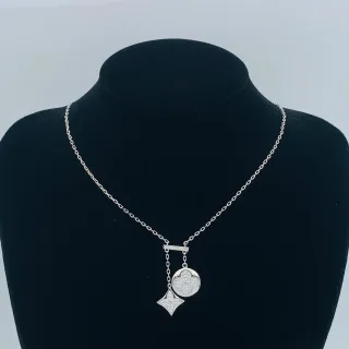 银色 Pavé 三叶草和钻石吊坠项链