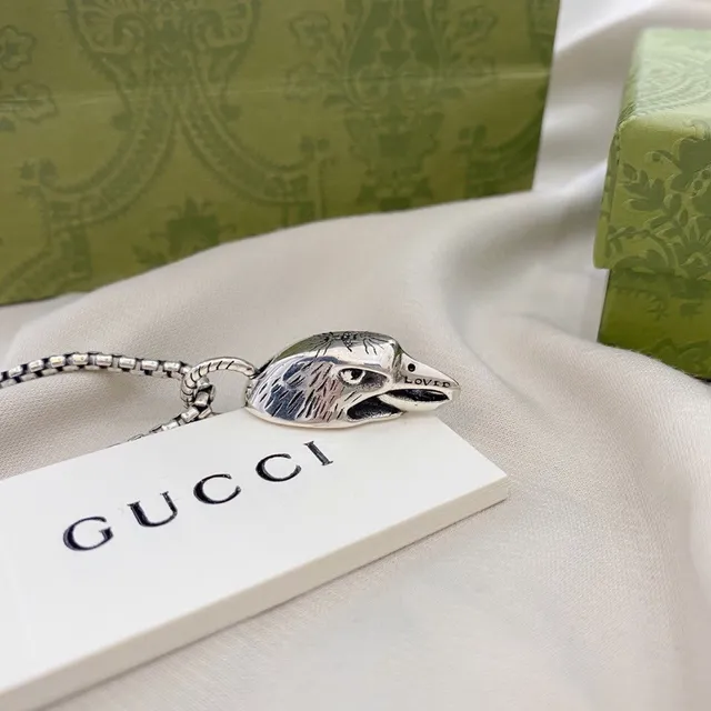 Silver-Toned Bird Head Pendant Box Chain Necklace 8