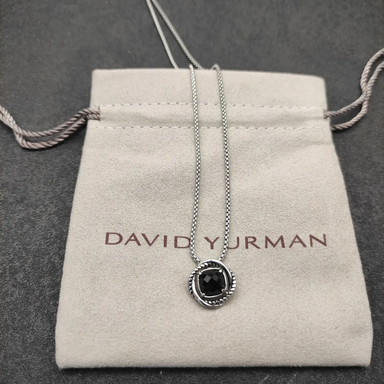 Silver-Toned Rope Bezel Black Faceted Stone Pendant Necklace 4