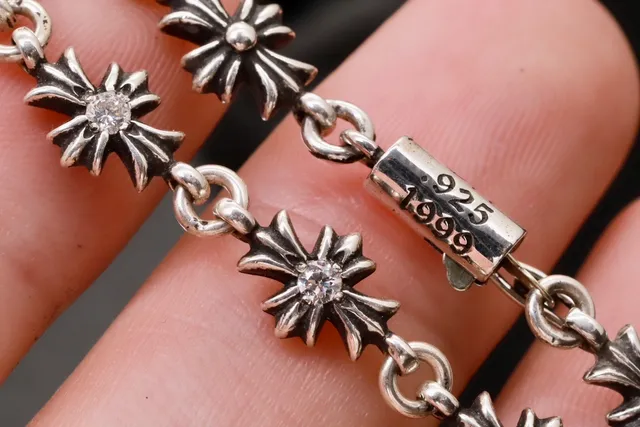 Silver Transparent Floral Motif Links Pave-Set Central Stones Bracelet 4