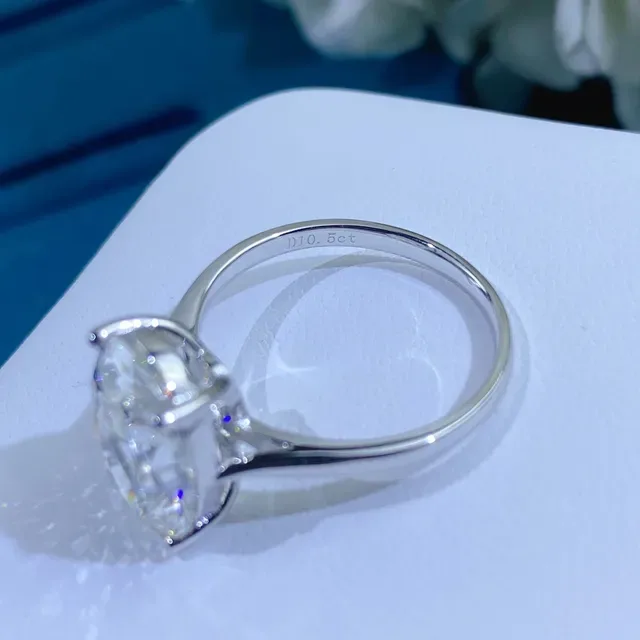 Anillo plata blanco piedra ovalada solitaria cuatro garras 2