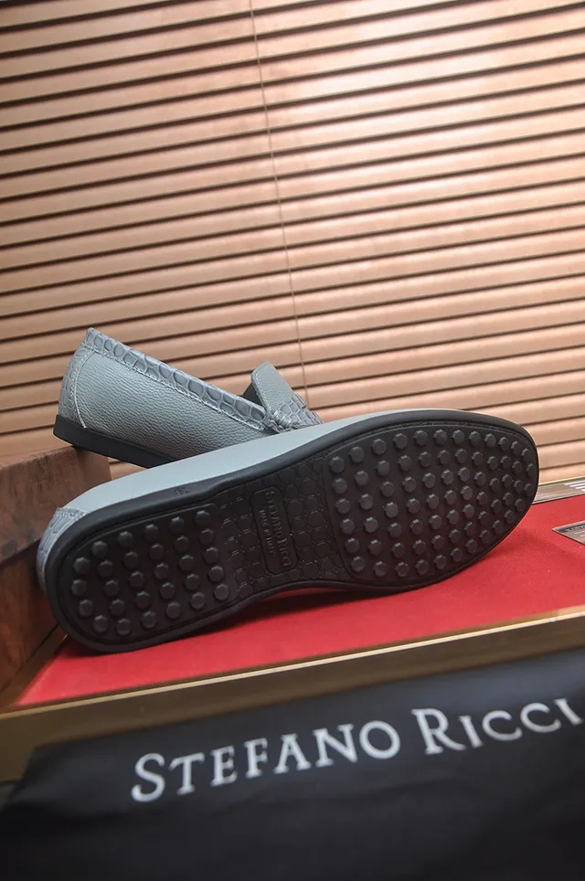 Stefano Ricci Light Gray Crocodile-Embossed Strap Loafers 3