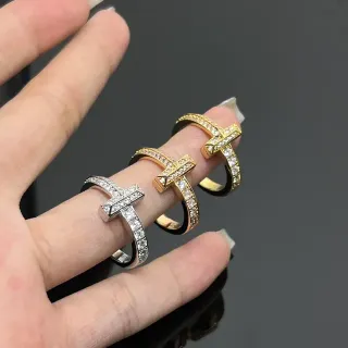 T-Motif Pavé Stone Two-Tone Ring Set Rings