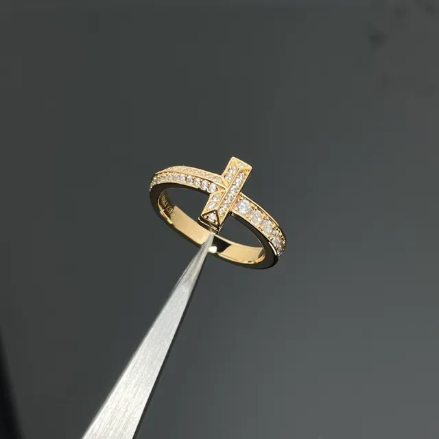 T-Motif Pavé Stone Two-Tone Ring Set Rings 7