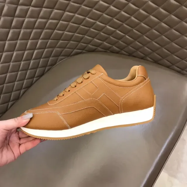 Tan Panelled Low-Top Lace-Up Lifestyle Sneaker 3