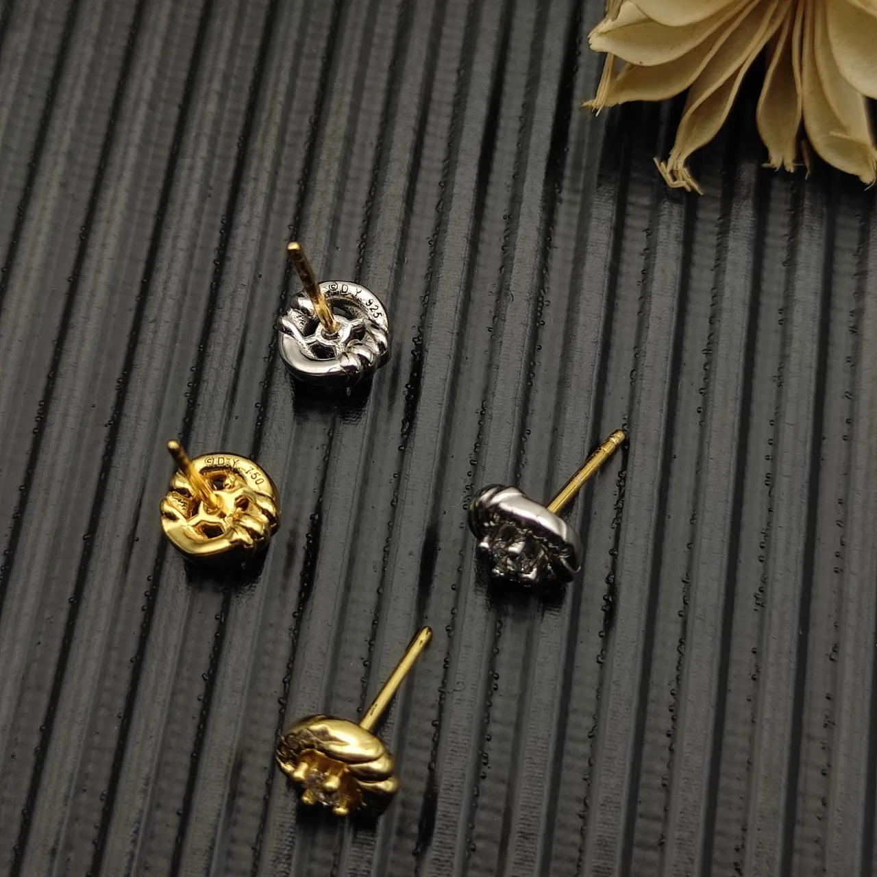 Twisted Rope Motif Pavé Halo Stud Earrings 2