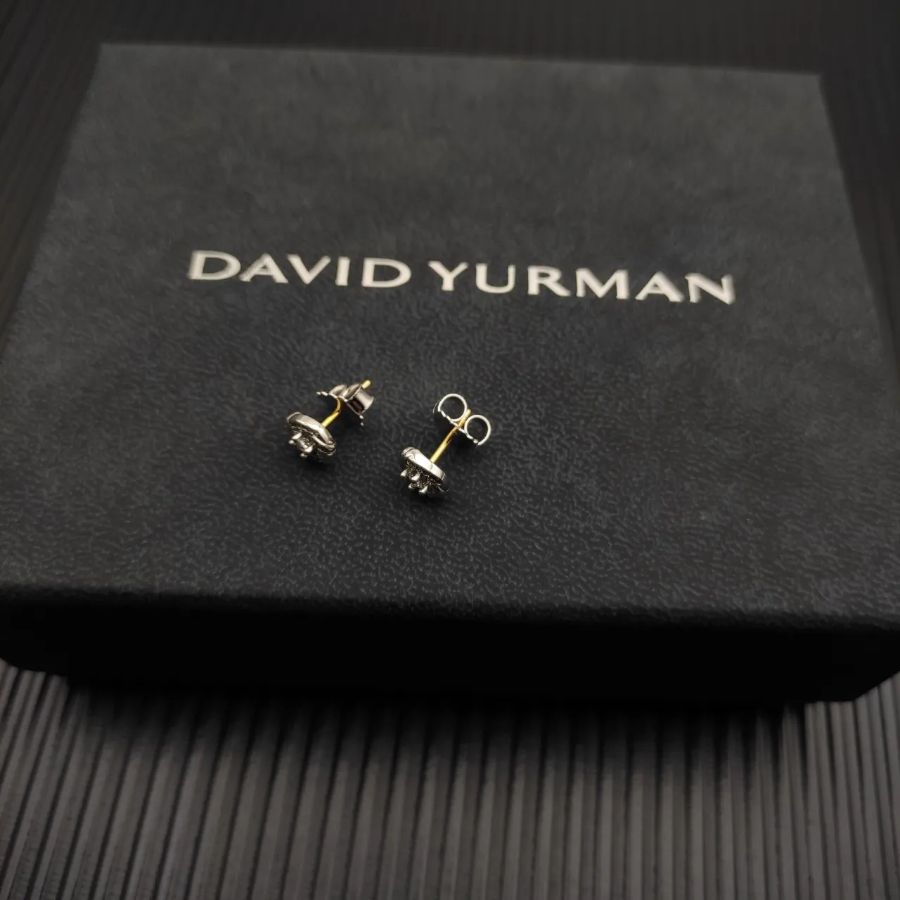 Twisted Rope Motif Pavé Halo Stud Earrings 5