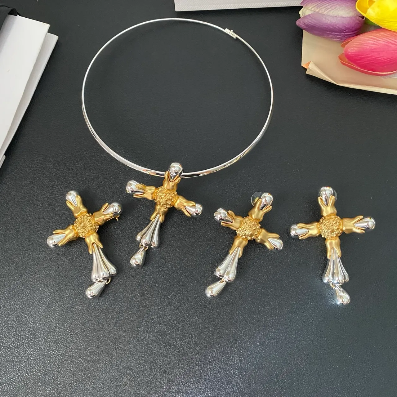 Two-Tone Metallic Cross Pendant Choker Necklace 7