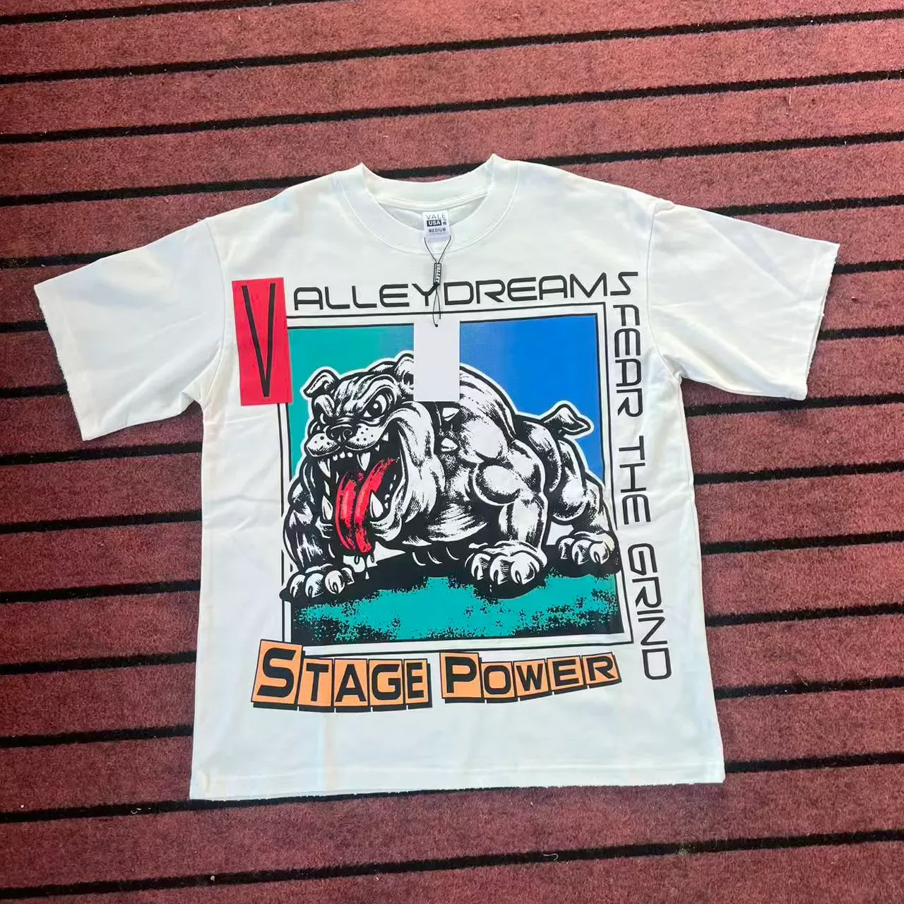 Valley Dreams Bulldog Graphic Print T-Shirt 4